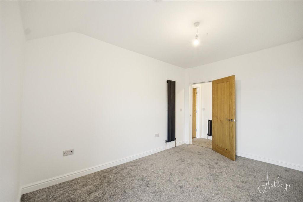 Additional image 15 of 2 bed flat for sale144 Overland Road, Mumbles, Swansea SA3