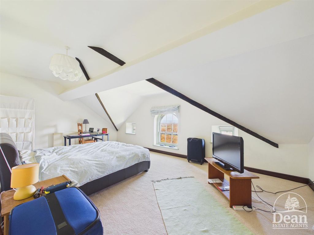 Additional image 8 of 2 bed flat for saleThe Haie, Newnham GL14