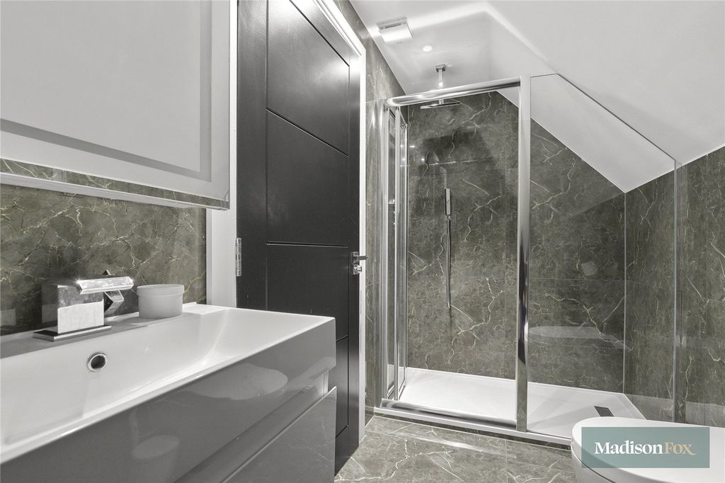 Additional image 24 of 3 bed flat for saleManor Road, Chigwell, Essex IG7