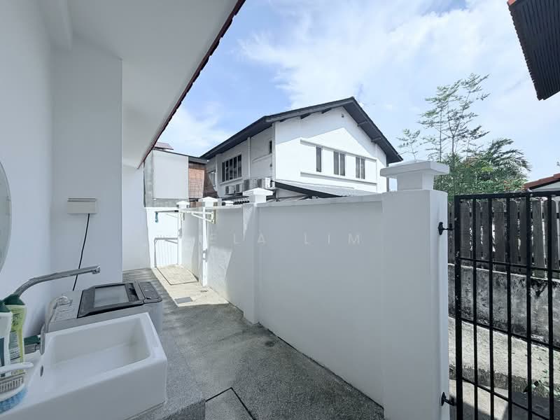 Newly Renovated 2 Storey Landed For Rent, Lifestyle Living photo 5