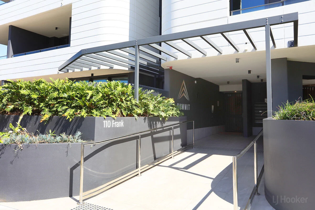 Additional image 27 of 103/110-112 Frank Street, Labrador QLD 4215