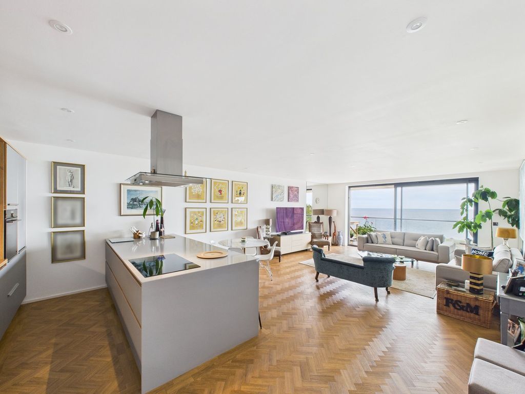 Additional image 6 of 2 bed flat for saleNorth Foreland Avenue, Broadstairs CT10