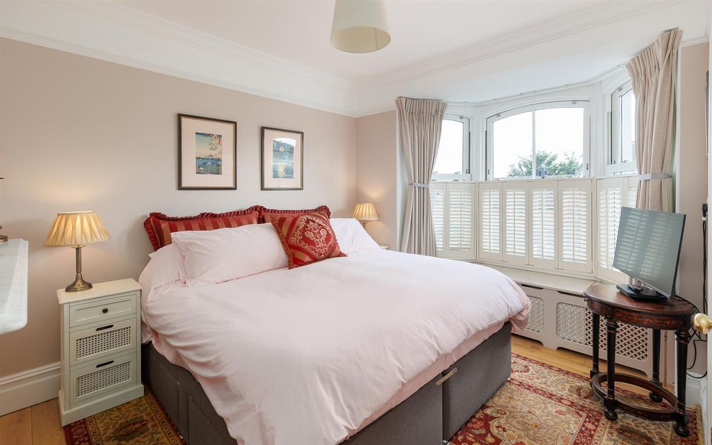 Additional image 12 of 4 bed semi-detached house for saleCowes, Isle Of Wight PO31
