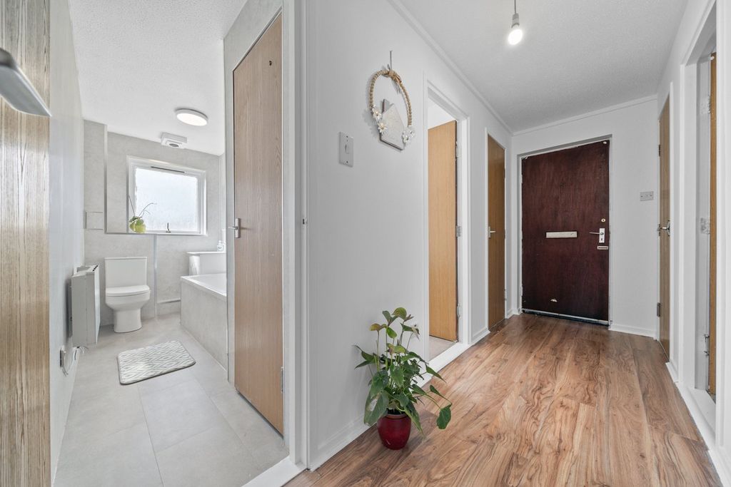 Additional image 7 of 2 bed flat for saleLadysgate Court, Carronshore, Falkirk FK2