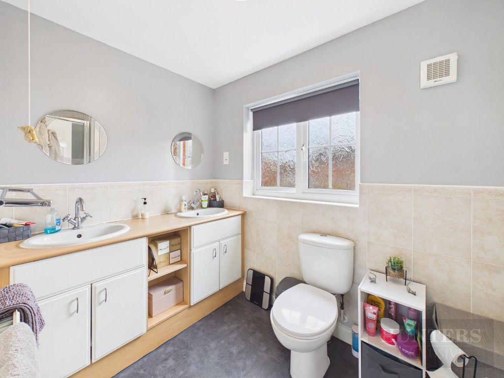 Additional image 12 of 5 bed detached house for saleWaterdale Close, Bridlington YO16
