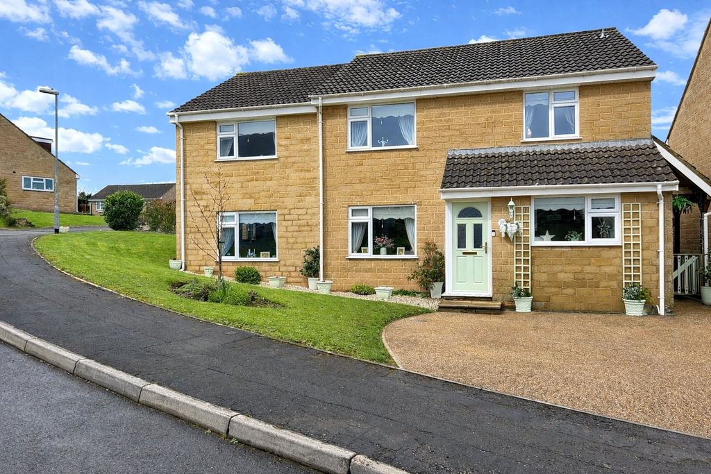 5 bed detached house for saleWood Close, Wells, Somerset BA5