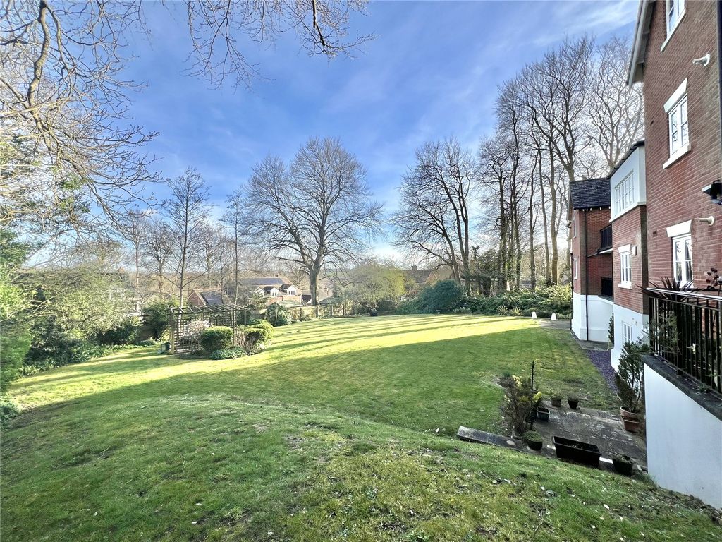 Additional image 15 of 2 bed flat for salePercy Gardens, Blandford Forum, Dorset DT11