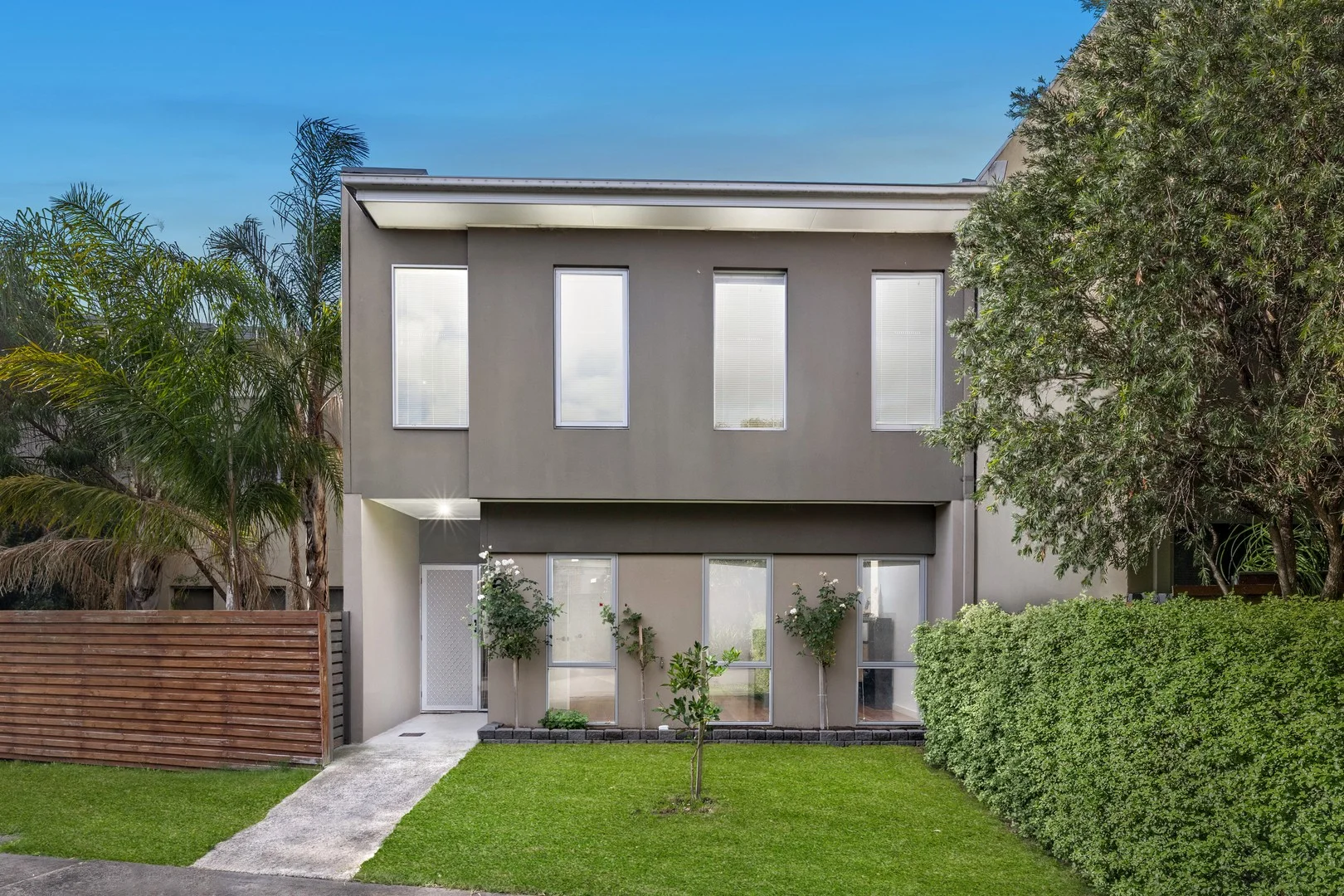 6 Moyhu Terrace, Rowville VIC 3178