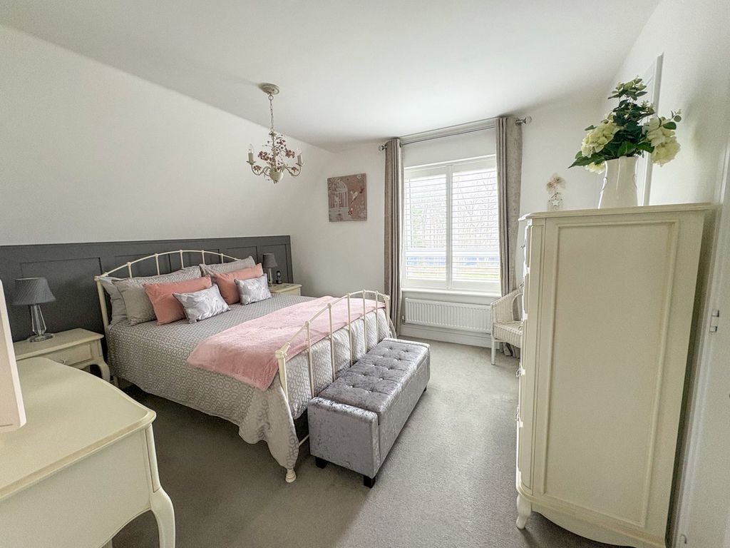 Additional image 24 of 4 bed link detached house for saleMulberry Walk, Bordon GU35