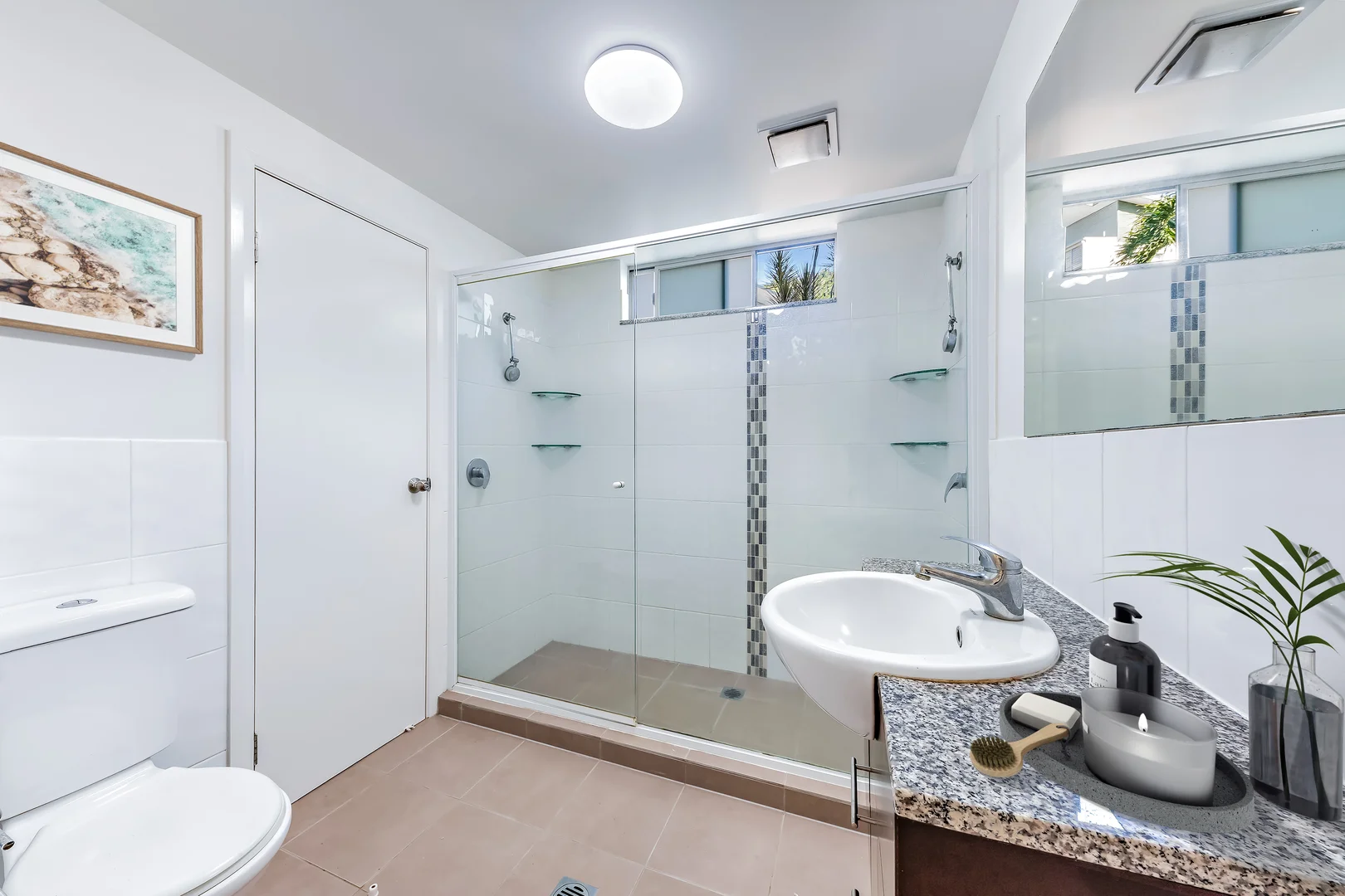 Additional image 5 of 11/3 Deloraine Close, Cannonvale QLD 4802