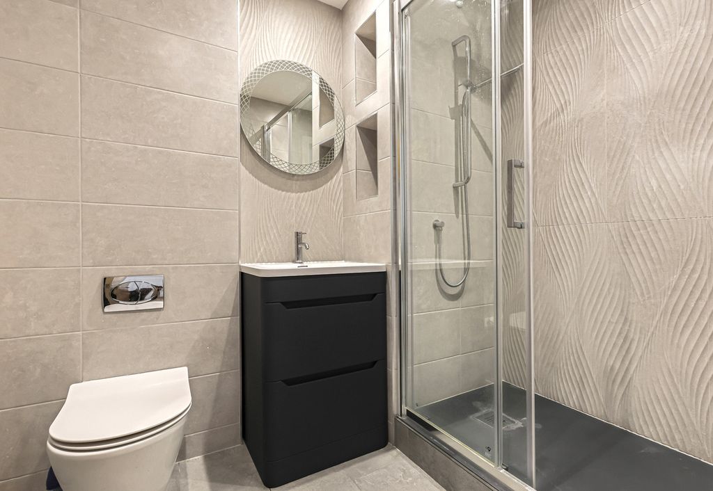 Additional image 13 of 3 bed flat for saleAlipore Close, Poole BH14