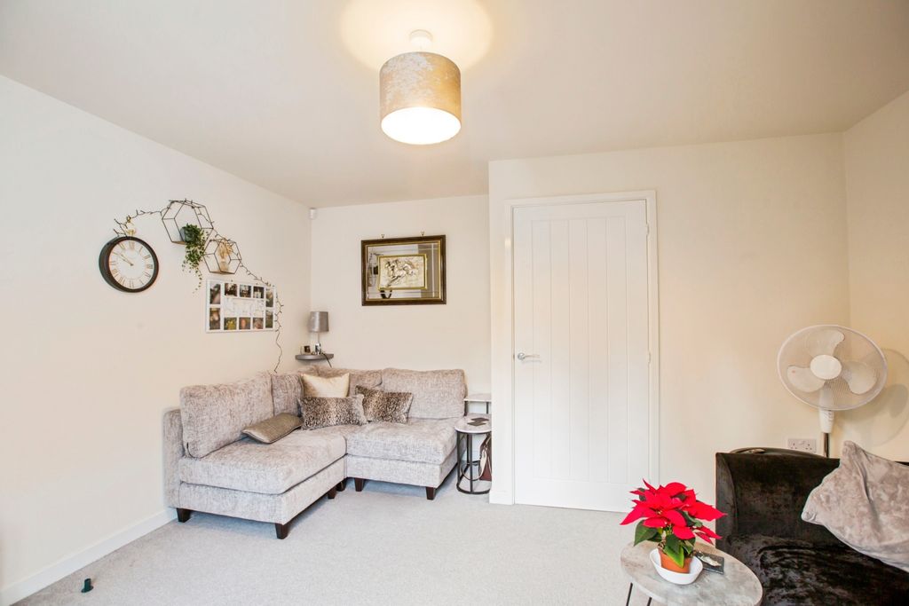 Additional image 7 of 2 bed semi-detached house for saleShears Drive, Brighouse HD6