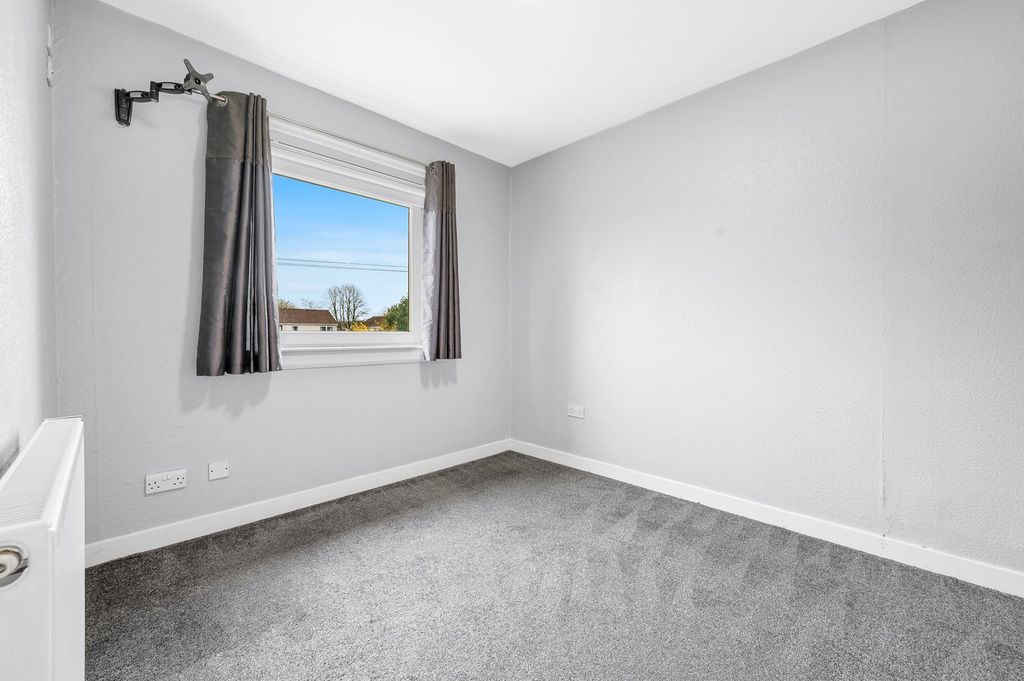 Additional image 9 of 2 bed flat for saleGlenavon Drive, Cairneyhill, Dunfermline KY12