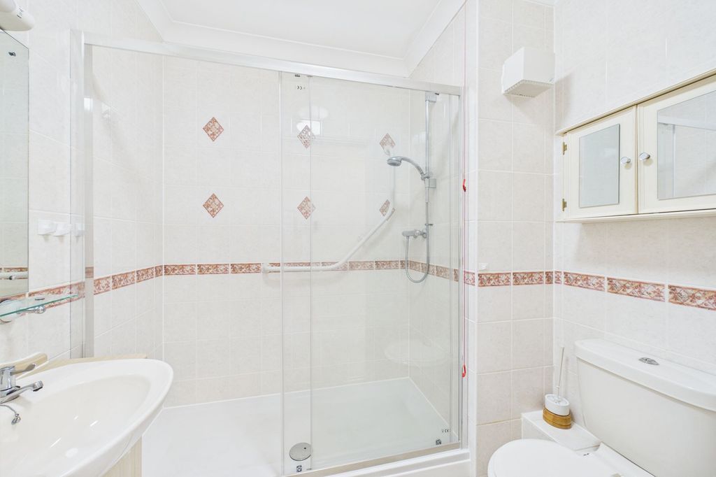 Additional image 14 of 2 bed flat for saleHanbury Court, Thetford IP24