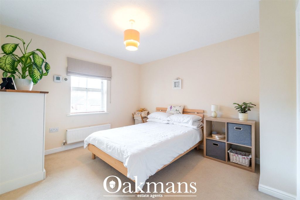 Additional image 7 of 2 bed flat for saleNewton Square, Bromsgrove, Worcestershire B60