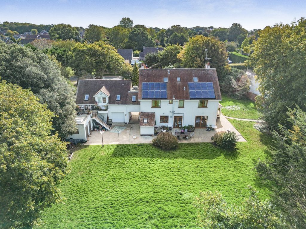 Additional image 3 of 7 bed detached house for saleBarrack Lane, Aldwick, West Sussex PO21