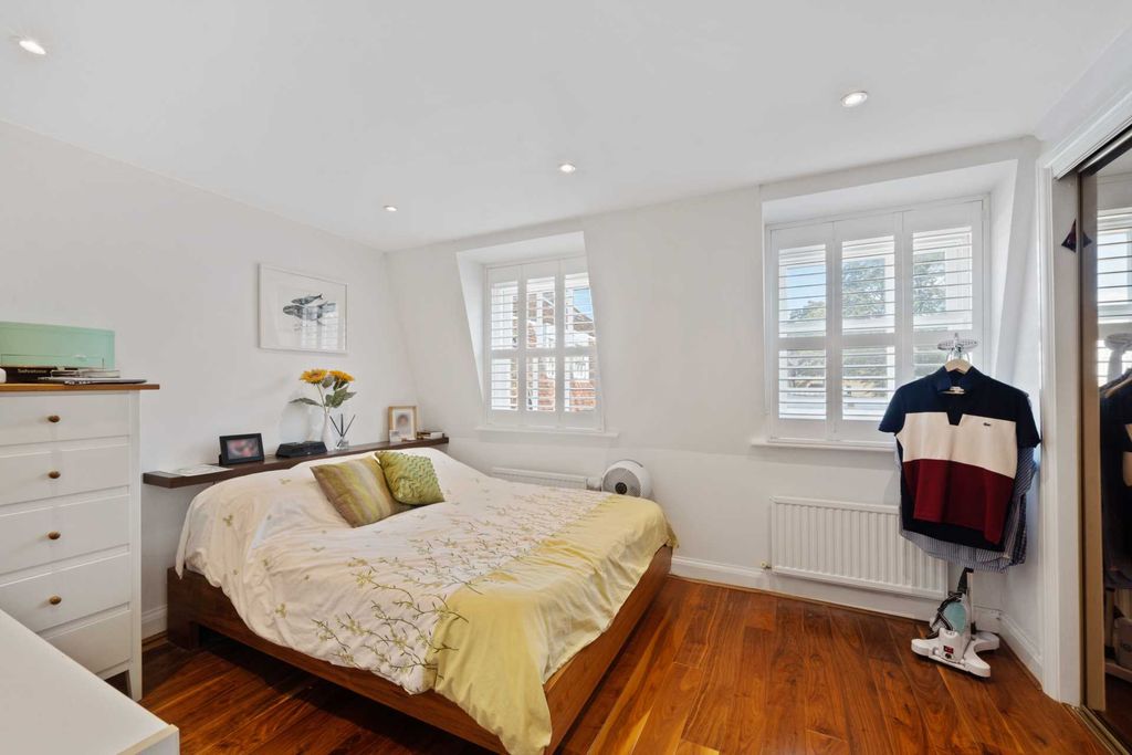 Additional image 5 of 3 bed terraced house for saleThe Butts, Brentford TW8