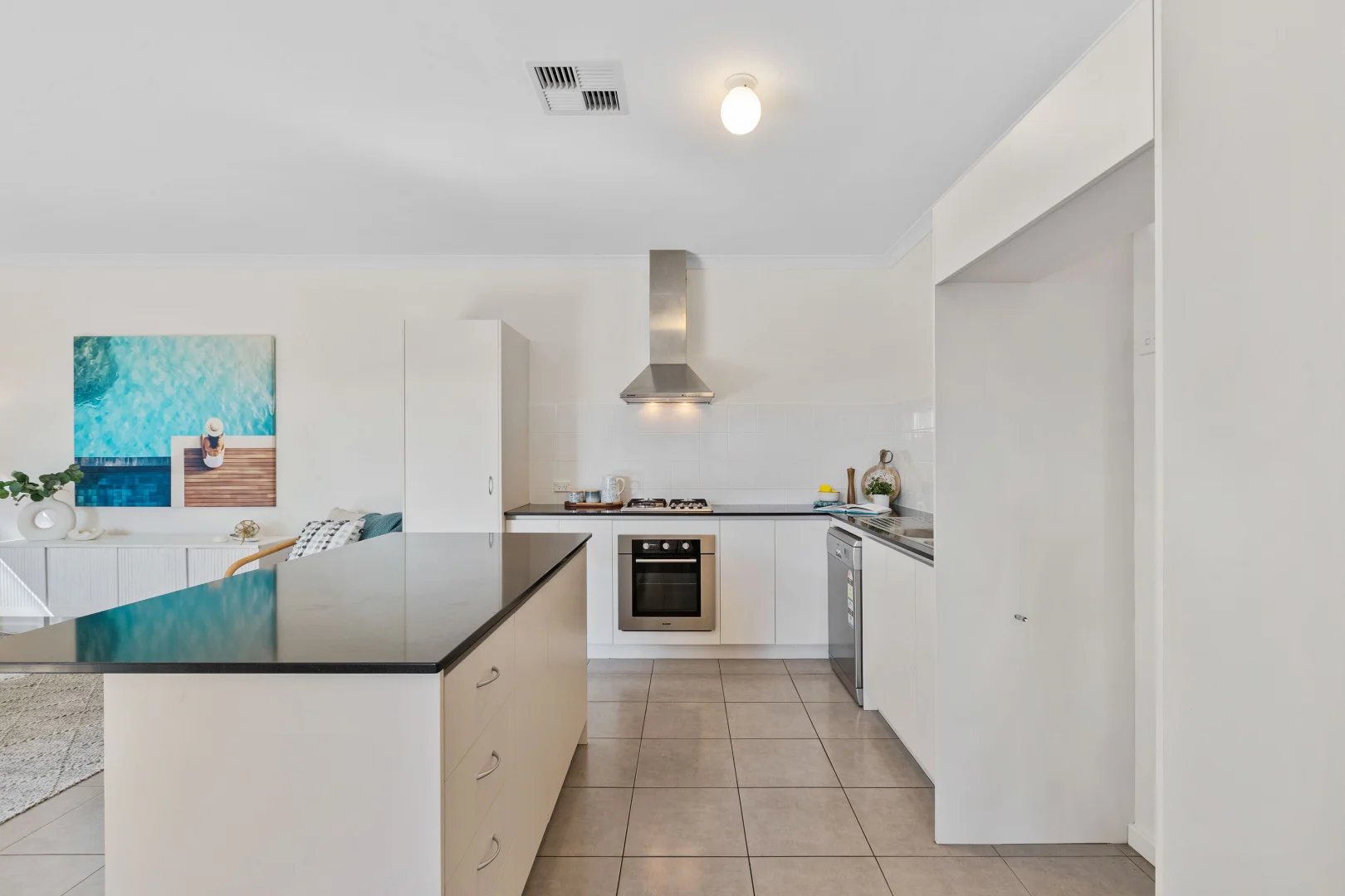 Additional image 7 of 136A Scarborough Beach Road, Scarborough WA 6019