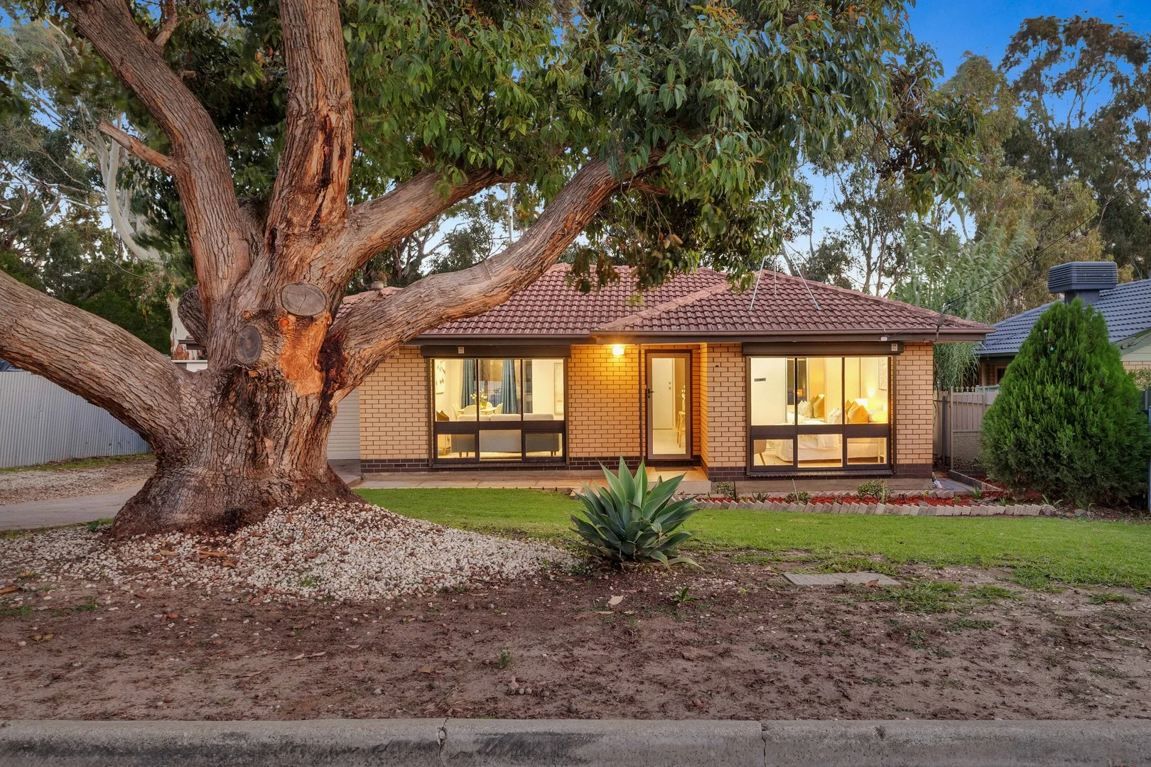 13 Arnold Drive, Hackham SA 5163