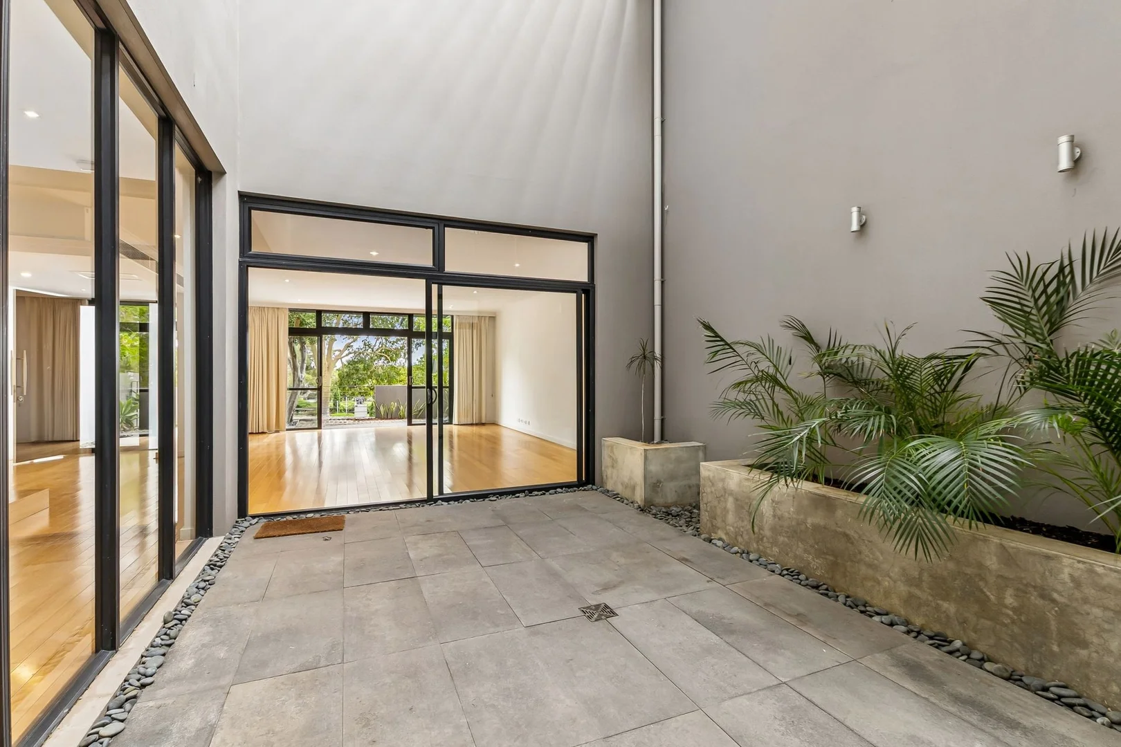 Additional image 23 of 8 Lupin Hill Grove, Nedlands WA 6009
