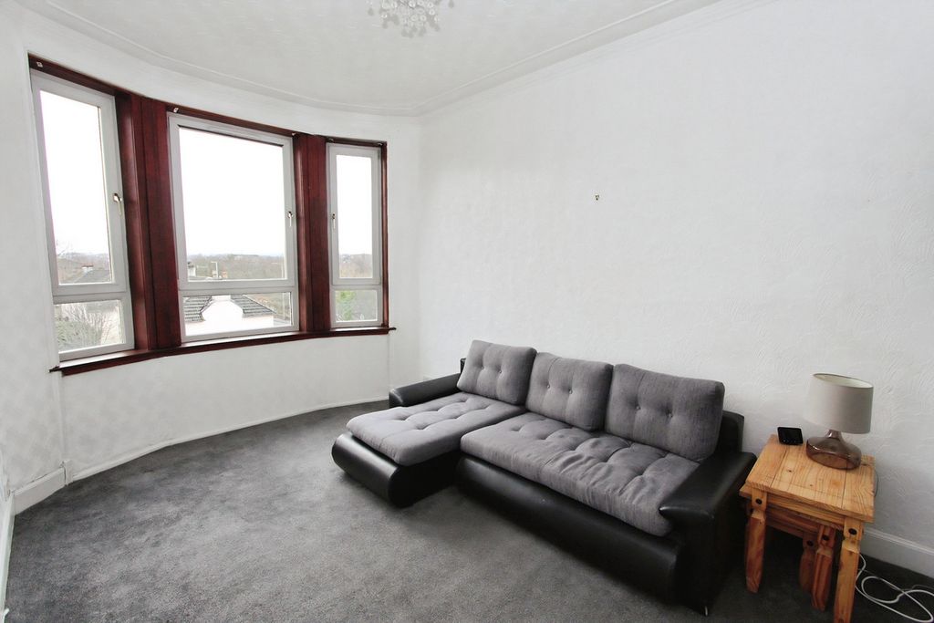 1 bed flat for saleStuart Street, Old Kilpatrick, 5 G60 photo 3