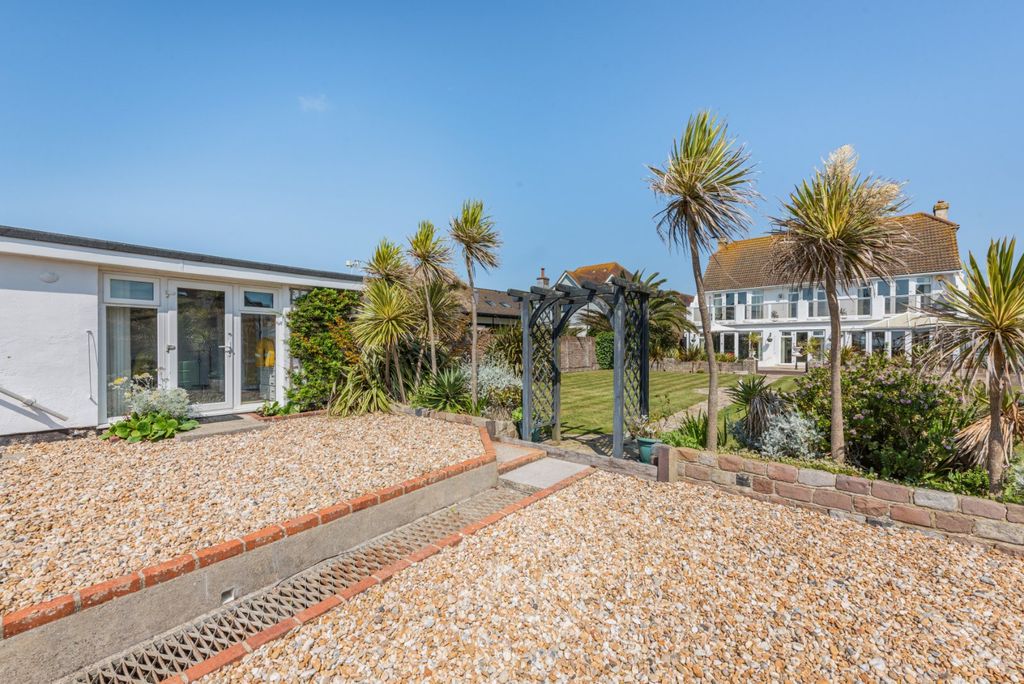 Additional image 21 of 5 bed detached house for saleAldwick Avenue, Aldwick, West Sussex PO21