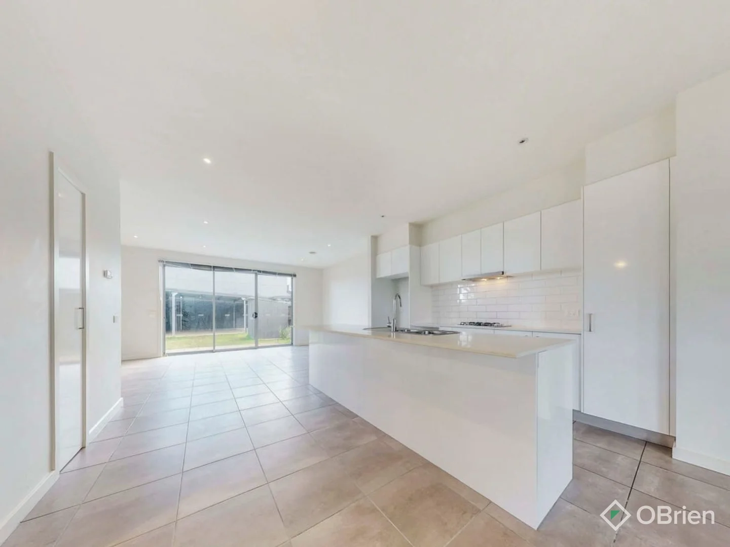 Additional image 4 of 86 Hutchinson Drive, Lynbrook VIC 3975