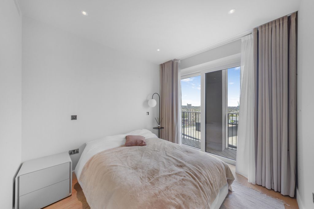 Additional image 19 of 3 bed flat for saleCascade Way, White City W12