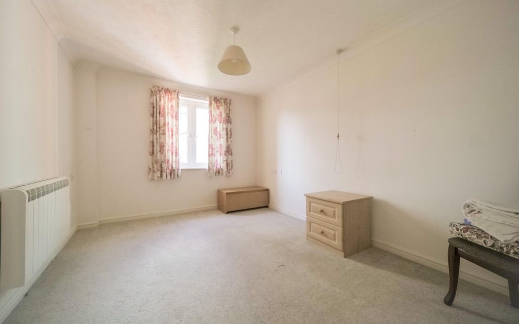 Additional image 5 of 1 bed property for saleGiffords Court, Melksham SN12