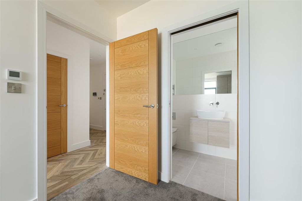 Additional image 11 of 2 bed flat for saleThe Fairways, Convent Road, Broadstairs CT10