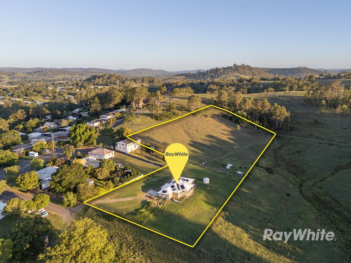 100 Mackay Street, Dungog NSW 2420