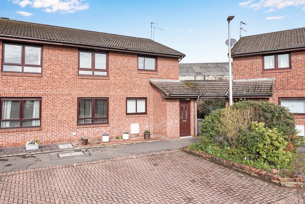 2 bed flat for sale4 Westfield Court, Eskbank, Midlothian EH22
