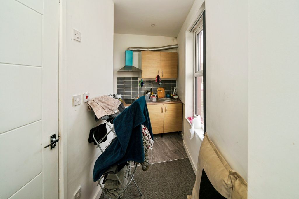 Additional image 20 of 4 bed semi-detached house for saleKnowsley Road, Bootle L20