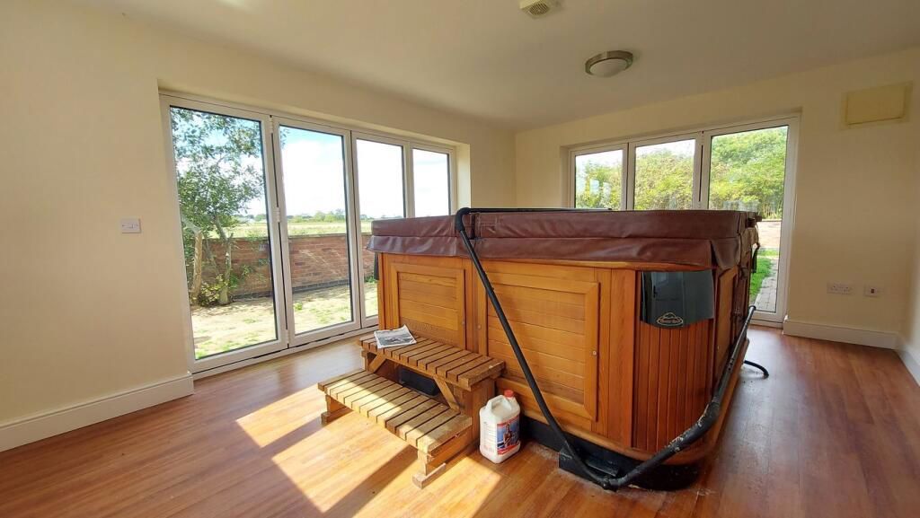 Additional image 20 of 4 bed farmhouse for saleDyke Drove, Bourne PE10
