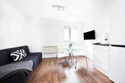Grange Lane, Leicester LE2, Studio to rent