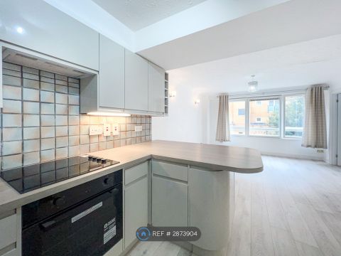 Pennington Court, London E1W