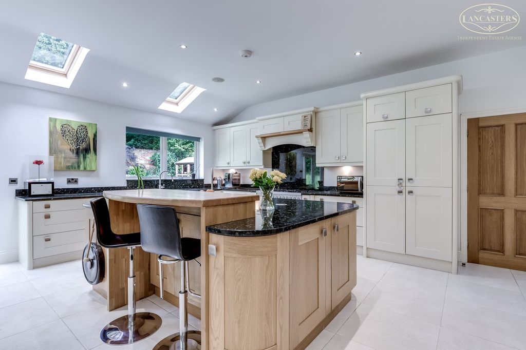 Additional image 8 of 5 bed detached house for saleHigh Bank Lane, Lostock, Bolton BL6