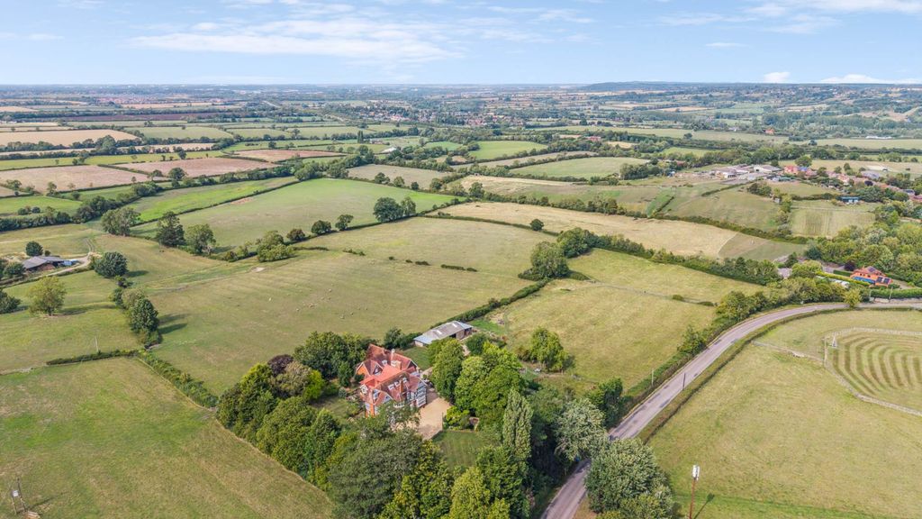 Additional image 48 of 7 bed property for saleStewkley Road, Soulbury LU7