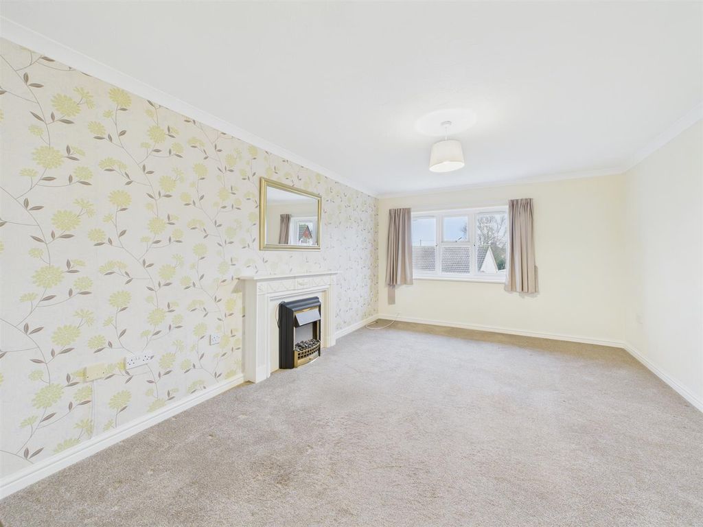 Additional image 2 of 2 bed flat for saleTown Farm Court, Braunton EX33