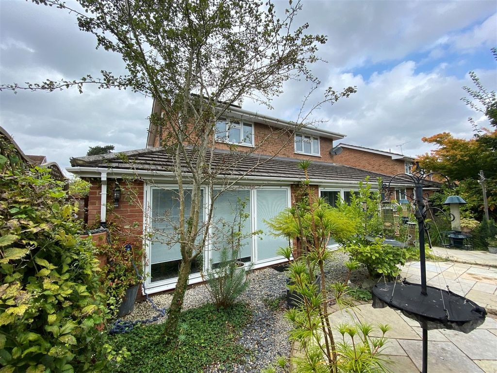 Additional image 16 of 4 bed detached house for saleCedar Drive, Ascot, Berkshire SL5