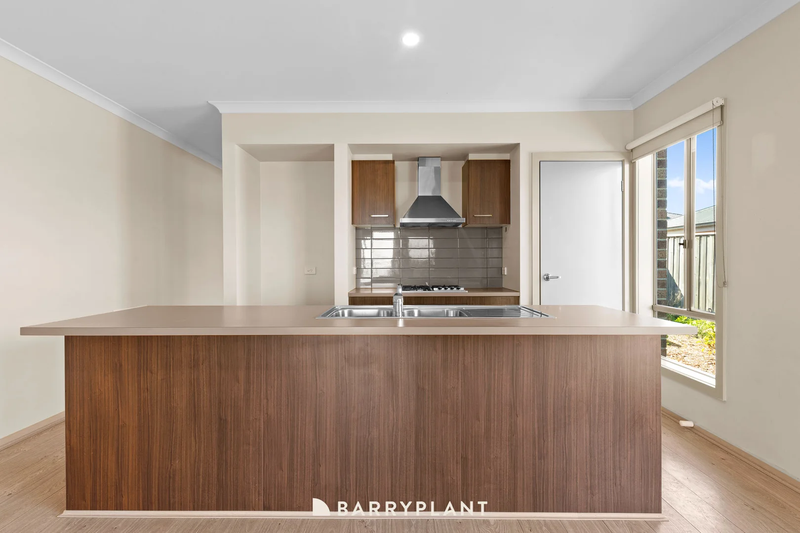 61 Como Parade, Clyde North VIC 3978 photo 2