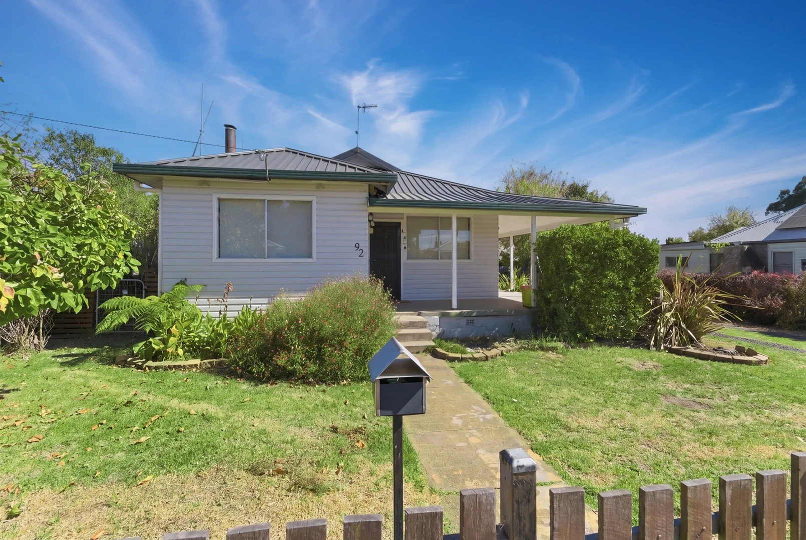 92 Niagara Street, Armidale NSW 2350