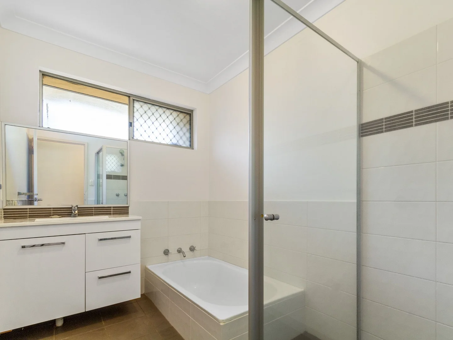 Additional image 12 of 77b Eldorado Street, Tuart Hill WA 6060