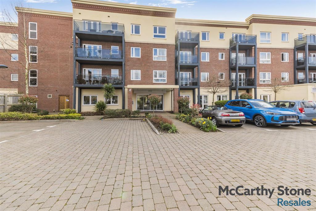 2 bed flat for saleBilberry Place, Recreation Road, Bromsgrove B61