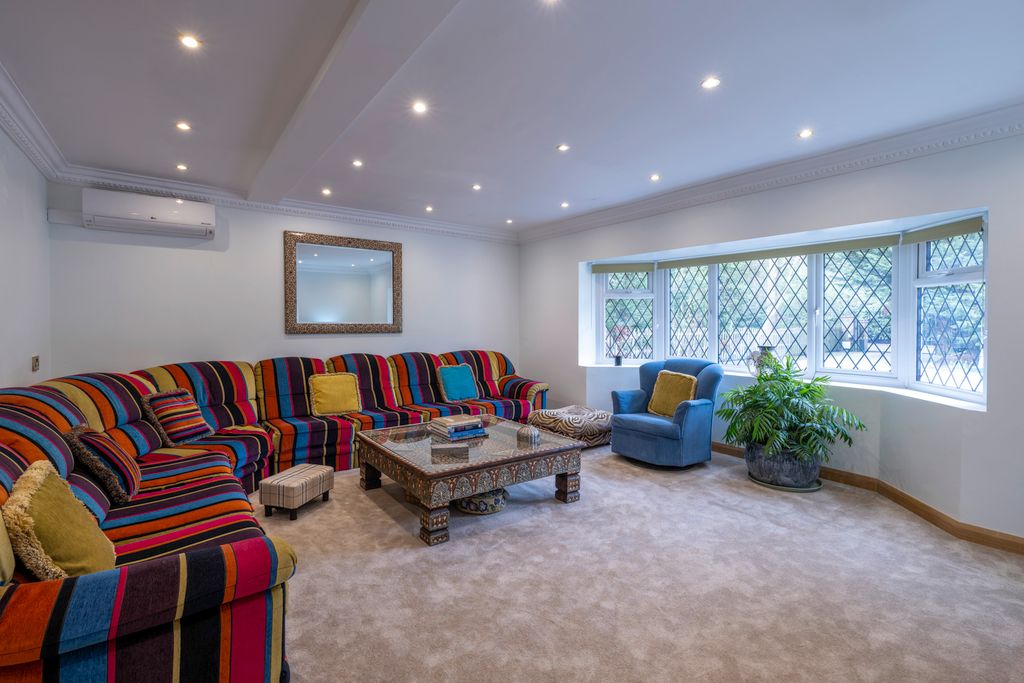 Additional image 14 of 8 bed detached house for saleForest Road, Bracknell RG42