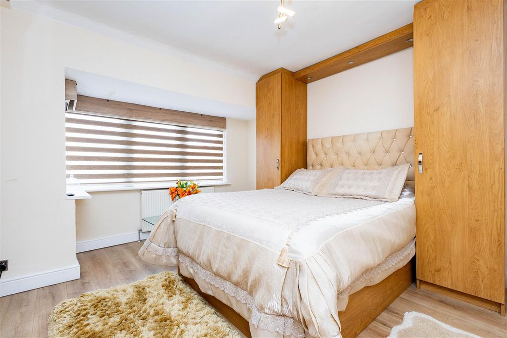 Additional image 21 of 3 bed detached house for saleVicarage Lane, Blackpool FY4
