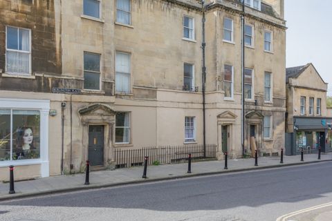 Burlington Place, Bath BA1