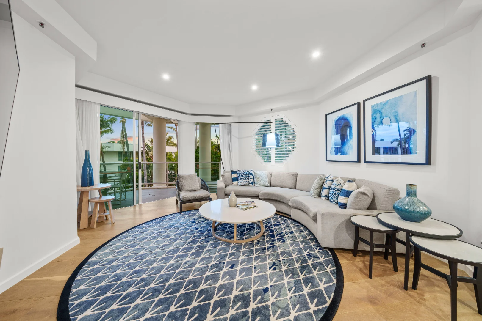 40/135 Seaworld Dr, Main Beach QLD 4217 photo 5