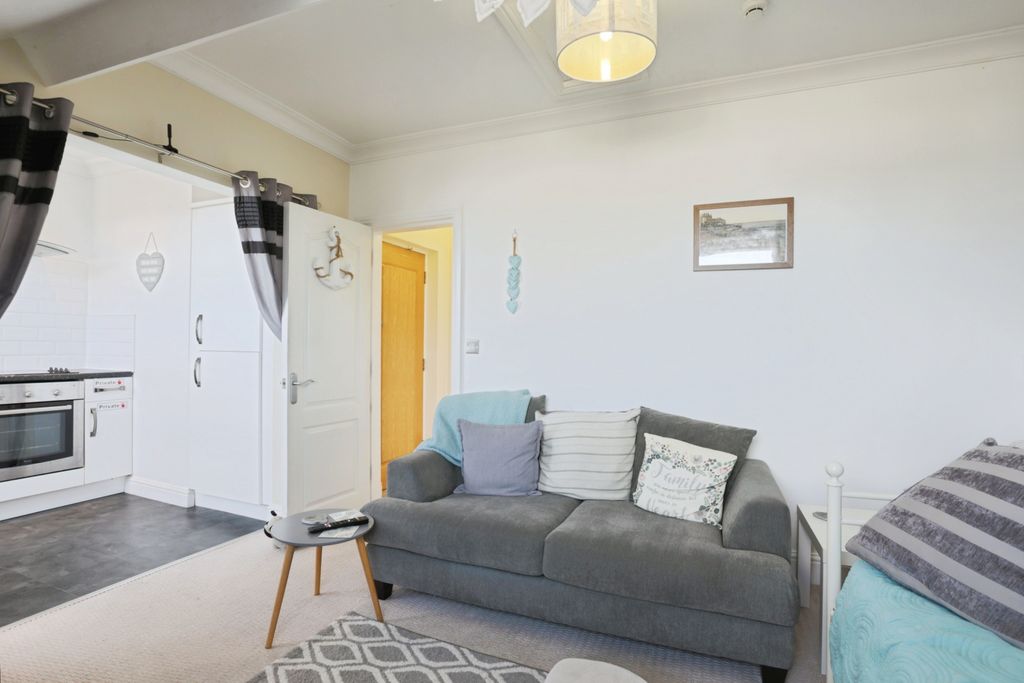 Additional image 5 of 1 bed flat for saleCarlisle Road, Bridlington YO15
