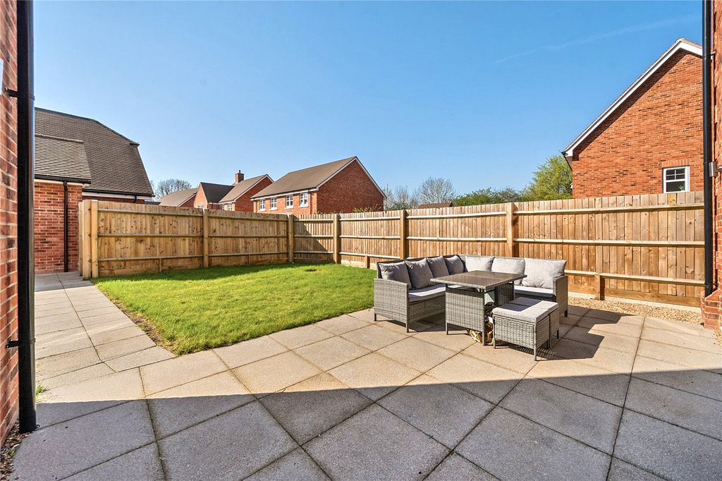 Additional image 30 of 4 bed detached house for saleGale Gardens, Hayley Green, Warfield, Bracknell RG42